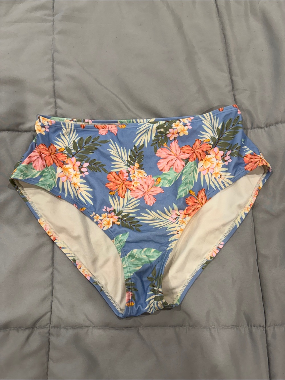 True craft bikini bottom size large